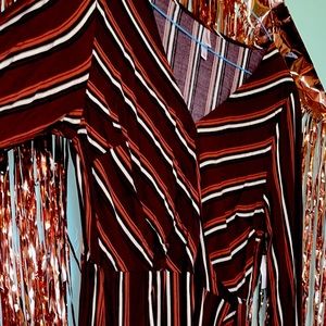 Knee length dress. Size large. Fits like medium. Never worn